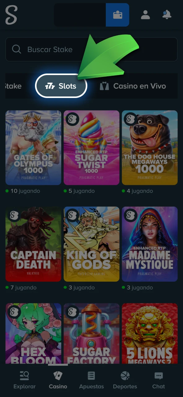 Explorá el catálogo completo de tragamonedas desde el lobby principal de Stake.